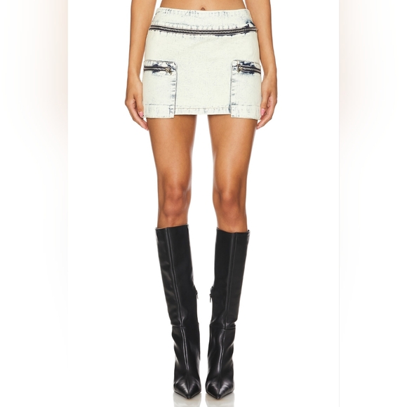 NWT $109 BY.DYLN REVOLVE Monica Mini Skirt In Acid Wash Medium - Picture 1 of 7